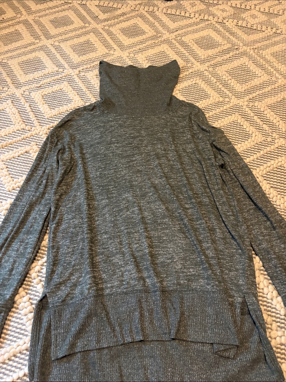 GAP Heather Gray Turtleneck Sweater